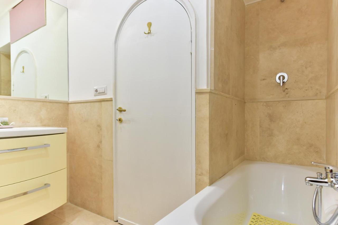 Elite Rome Apartments 3 ภายนอก รูปภาพ